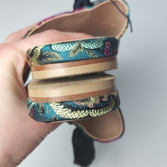 Charles David Sashay Sandal w/Tassel Colorful Slide Size 7.5 - Picture 10 of 16